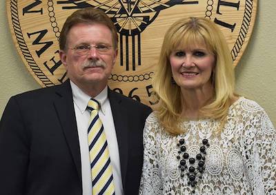 Dr. Steve and Lynda McCleery standing together